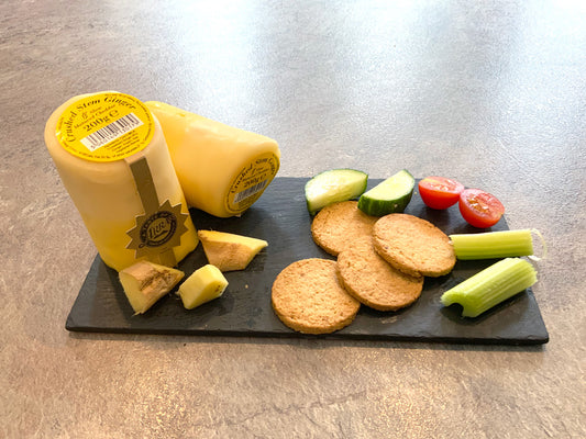 Isle of Arran Crushed Stem Ginger Cheddar Speciality Range